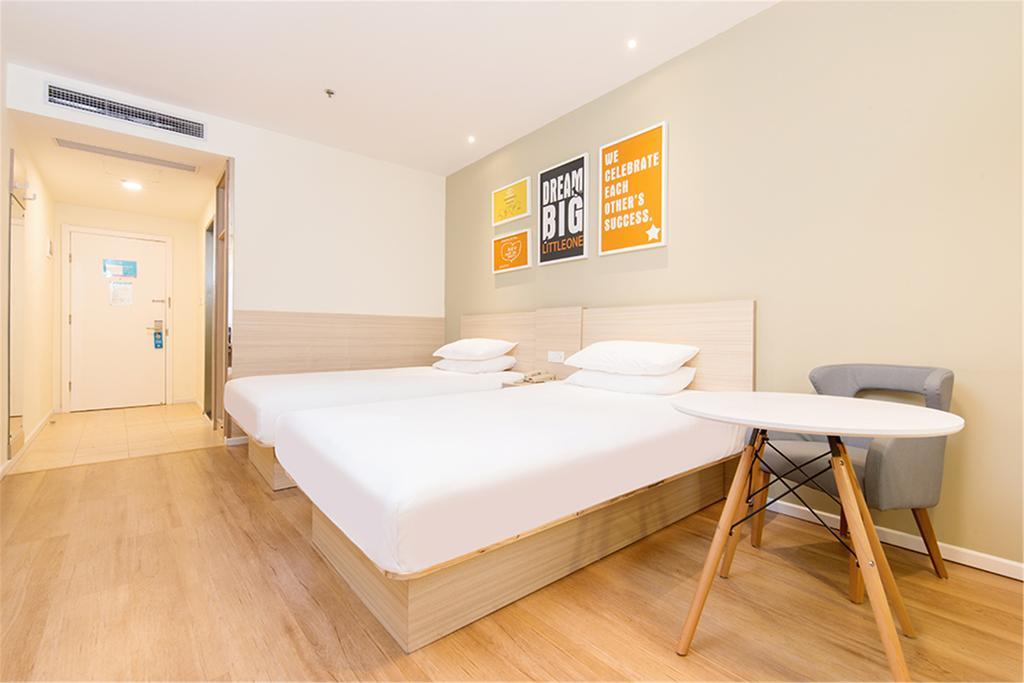 Hanting Hotel Beijing Wangfujing Bagian luar foto