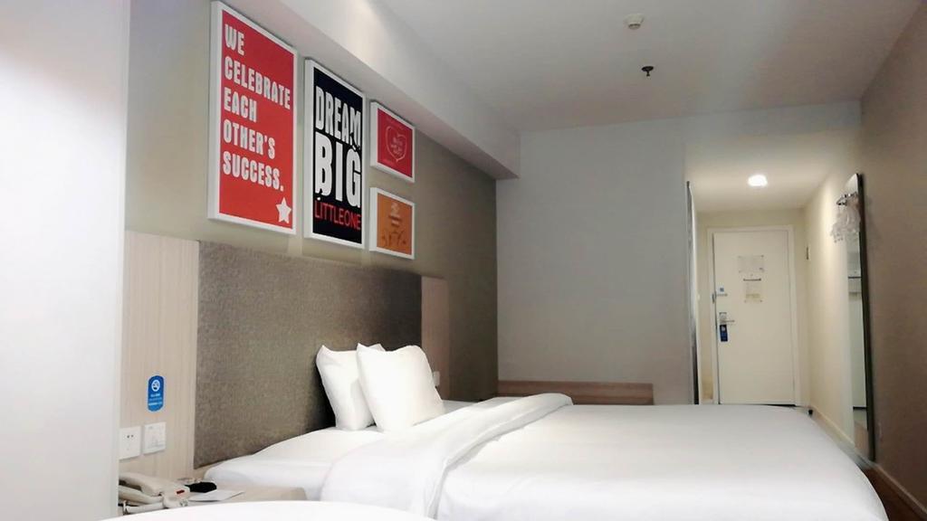 Hanting Hotel Beijing Wangfujing Bagian luar foto